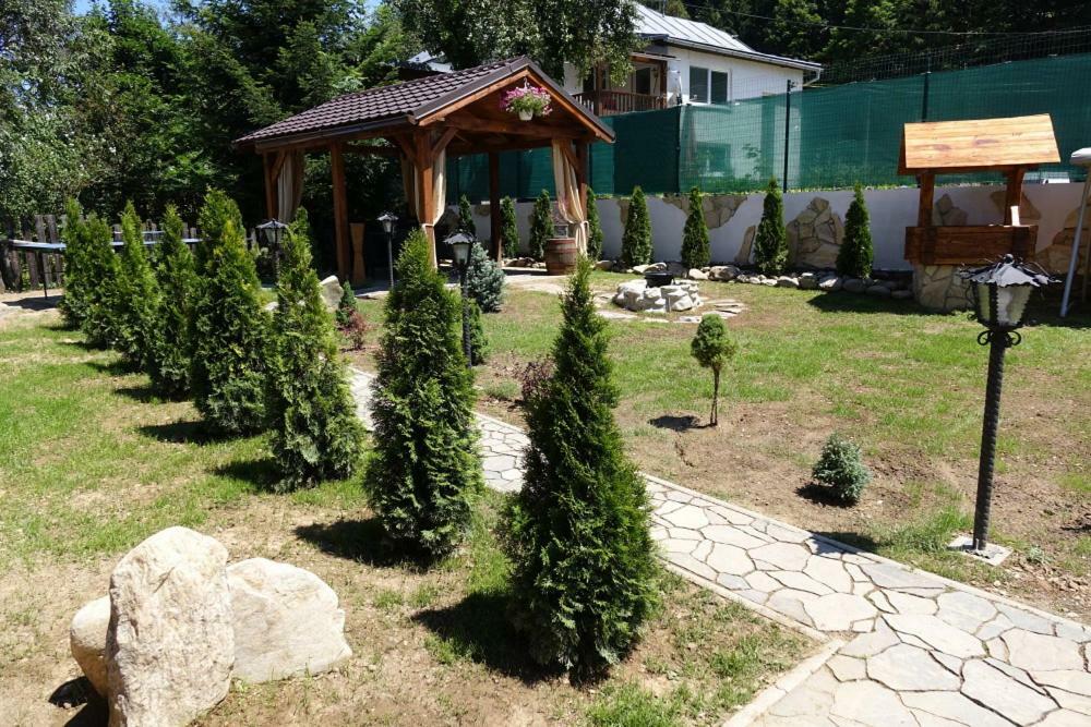 Dvojapartmánová drevenica Mýto Mýto pod Ďumbierom Exterior foto